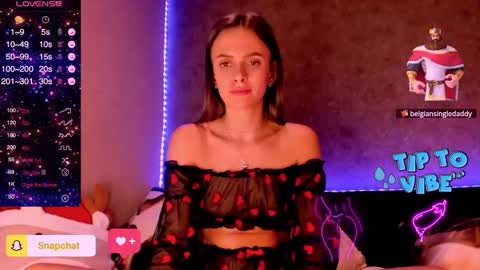 Snapshot of jess_kahawaty chatting on 12/24/24, 03:27 Jess online show from 12/24/24, 03:27