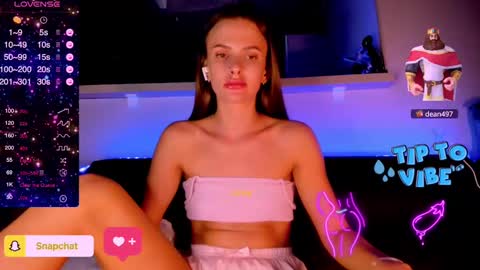 Snapshot of jess_kahawaty chatting on 02/19/25, 09:25 Jess online show from 02/19/25, 09:25