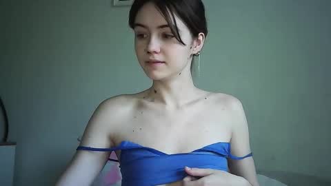 Snapshot of jessa_vibe chatting on 12/03/25, 10:13 Jessica but u can call me Jessa online show from 12/03/25, 10:13