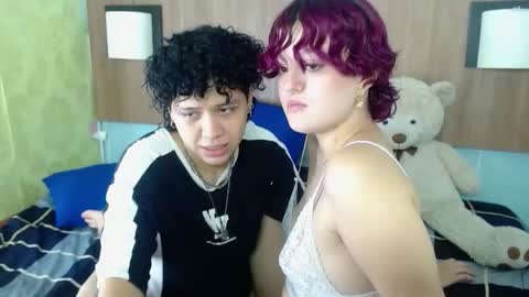 Snapshot of jessandjade chatting on 11/10/25, 12:04 JessAndJade online show from 11/10/25, 12:04