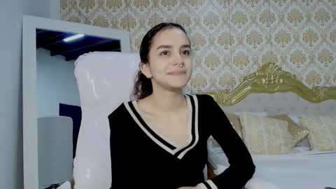 jessb_ online show from 10/04/25, 07:34