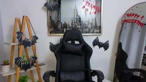 bella  adams online show from 10/23/25, 02:16