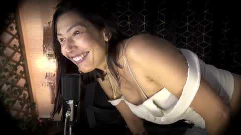 Jessica Gomez online show from 04/08/26, 01:38