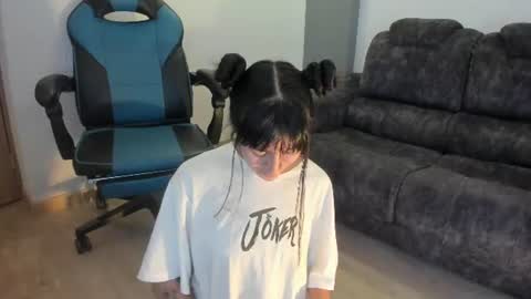 Snapshot of jessi_lemus chatting on 06/17/26, 08:21 jessi_lemus online show from 06/17/26, 08:21