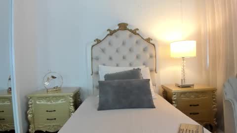 jessi lopez45 online show from 02/04/26, 07:42