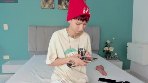 Jessi online show from 04/18/26, 08:42