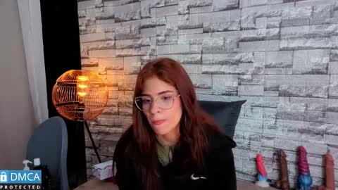 Snapshot of jessi_walker chatting on 12/15/25, 03:11 Jessi online show from 12/15/25, 03:11