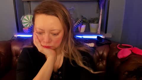 Jessica online show from 01/31/25, 12:07