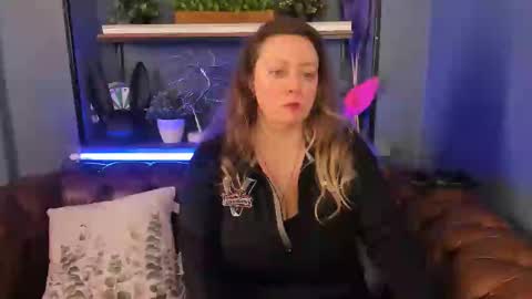 Jessica online show from 03/07/25, 12:01