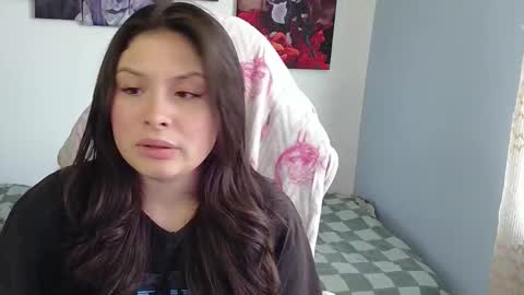 Jessica gomez online show from 11/01/25, 10:12