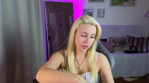 Snapshot of jessica_hanson chatting on 12/06/24, 06:17 Jessy online show from 12/06/24, 06:17