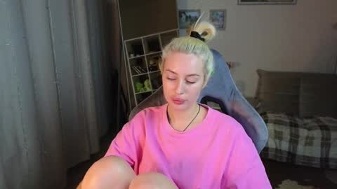 Snapshot of jessica_hanson chatting on 02/03/25, 05:35 Jessy online show from 02/03/25, 05:35