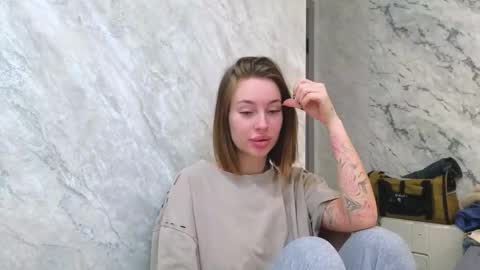 Snapshot of jessica_hanson chatting on 11/17/25, 01:33 Jessy online show from 11/17/25, 01:33