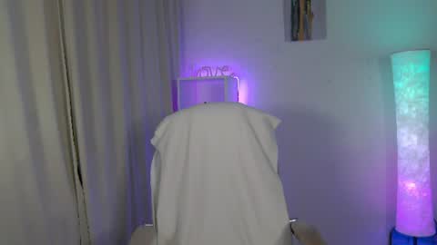 Snapshot of jessica_rays chatting on 07/21/26, 05:21 Jessica online show from 07/21/26, 05:21