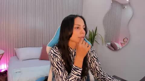 jessica_taylor_22 online show from 10/15/25, 07:25