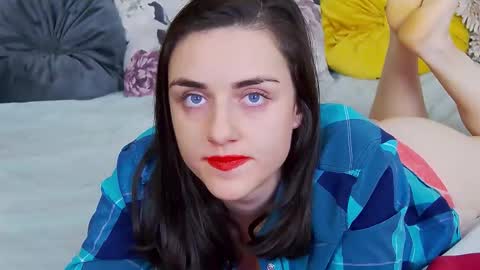 Snapshot of jessica_whitte_ chatting on 10/01/25, 04:29 Jessica White online show from 10/01/25, 04:29