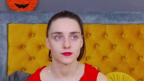 Snapshot of jessica_whitte_ chatting on 11/18/25, 05:01 Jessica White online show from 11/18/25, 05:01