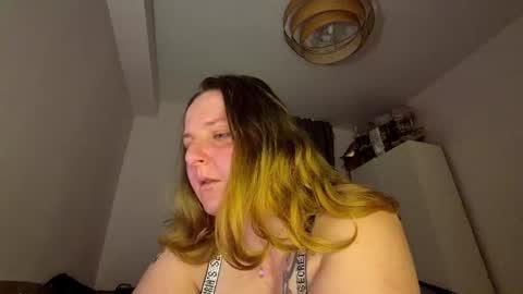 Snapshot of jessicabake chatting on 06/17/26, 01:52 Jessica Bake online show from 06/17/26, 01:52