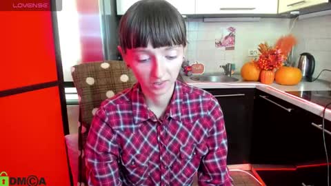 jessicaforris online show from 09/25/25, 07:01