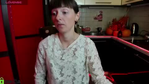 jessicaforris online show from 10/15/25, 07:08