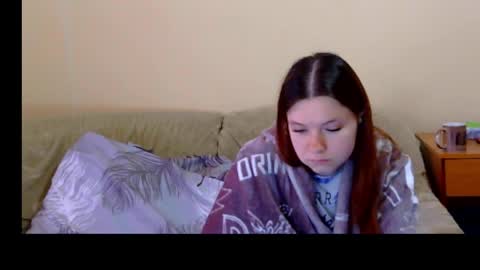 jessicaholland1 online show from 04/16/26, 06:36