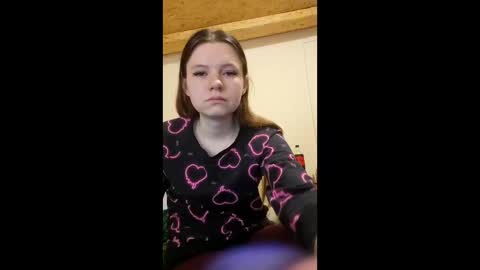jessicaholland1 online show from 04/27/26, 06:39