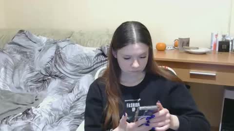 jessicaholland1 online show from 04/29/26, 10:27