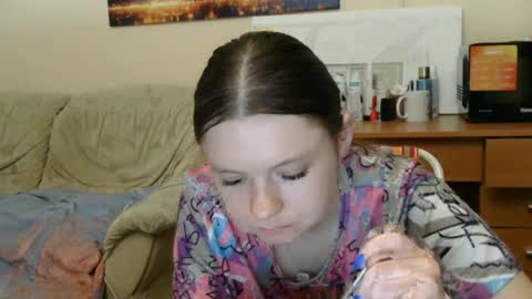 jessicaholland1 online show from 06/14/26, 05:37