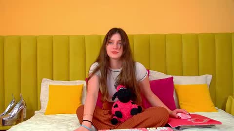 Jessica online show from 09/16/25, 06:25