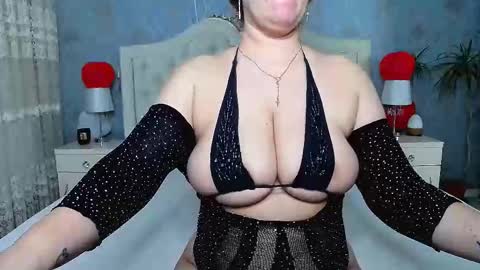 single mommy online show from 03/08/25, 04:56