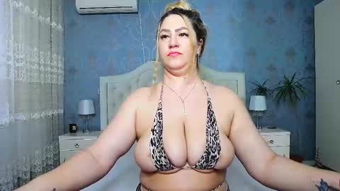 single mommy online show from 03/10/25, 09:21