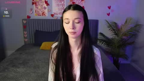 Snapshot of jessicaluxe chatting on 04/15/26, 01:23 Jessica online show from 04/15/26, 01:23