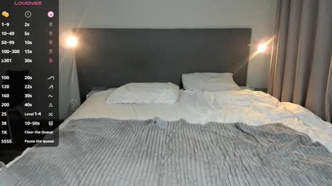 Snapshot of jessicamooon chatting on 02/26/25, 03:32 JessicaMooon online show from 02/26/25, 03:32