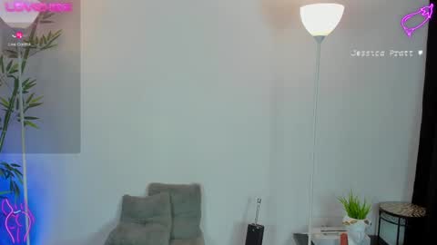  Jessica Pratt  IG jessicaxpratt online show from 02/19/25, 12:03