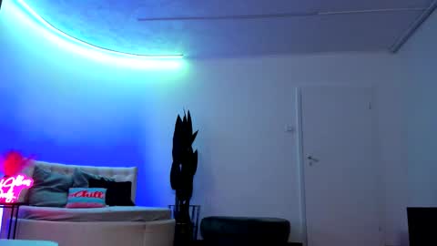 Jessy online show from 09/26/25, 05:17