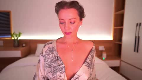 Jessica online show from 09/20/25, 09:21