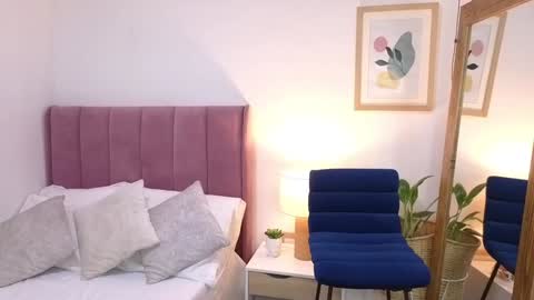 Jess online show from 01/22/25, 02:46