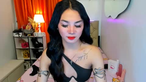 Snapshot of jessie_empress chatting on 02/06/25, 07:07 Your naughty Jessie online show from 02/06/25, 07:07