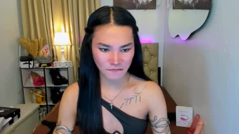 Snapshot of jessie_empress chatting on 02/16/25, 12:52 Your naughty Jessie online show from 02/16/25, 12:52