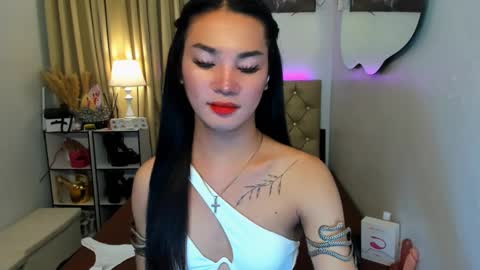 Snapshot of jessie_empress chatting on 02/18/25, 06:26 Your naughty Jessie online show from 02/18/25, 06:26