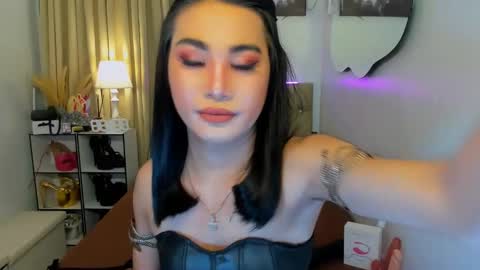 Snapshot of jessie_empress chatting on 03/04/25, 05:45 Your naughty Jessie online show from 03/04/25, 05:45