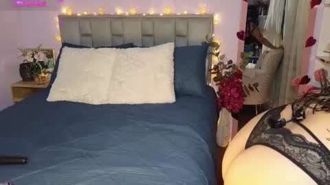 Sofia online show from 03/05/25, 10:54