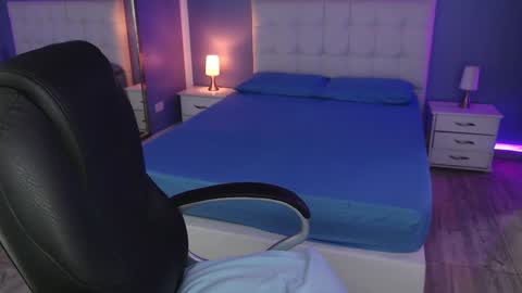 Snapshot of jessie_williams_01 chatting on 12/21/24, 06:30 Your Sweet Angel online show from 12/21/24, 06:30