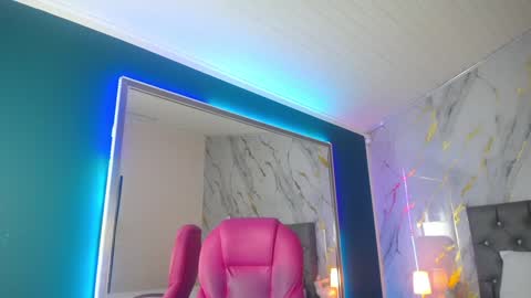 Snapshot of jessie_williams_01 chatting on 01/08/25, 07:03 Your Sweet Angel online show from 01/08/25, 07:03