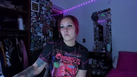 Snapshot of jessie_williams_01 chatting on 01/21/25, 08:54 Your Sweet Angel online show from 01/21/25, 08:54