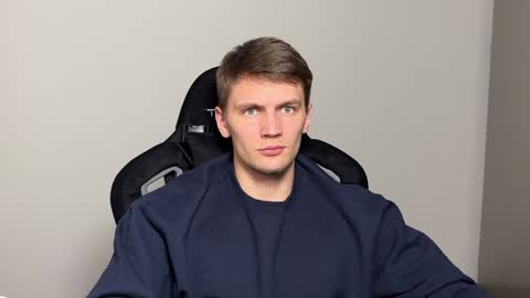 Snapshot of jessierise chatting on 02/03/25, 07:00 JessieRise online show from 02/03/25, 07:00