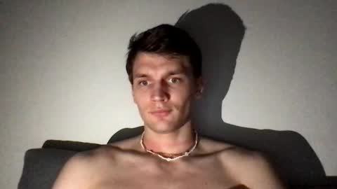 Snapshot of jessierise chatting on 03/06/25, 03:02 JessieRise online show from 03/06/25, 03:02