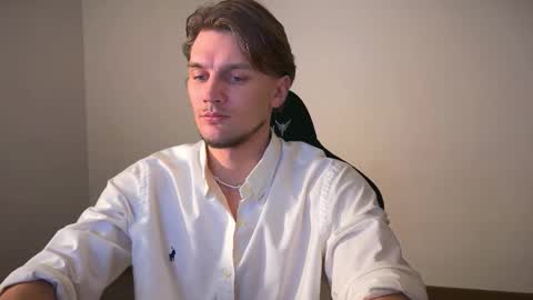 Snapshot of jessierise chatting on 10/02/25, 09:33 JessieRise online show from 10/02/25, 09:33