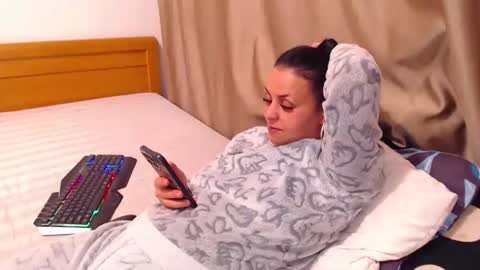 jessiestar3 online show from 04/20/26, 10:33