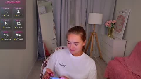 Jessi online show from 04/10/26, 02:11